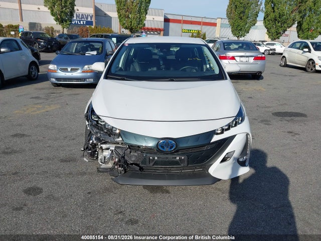 JTDKAMFP5N3198579 Toyota Prius