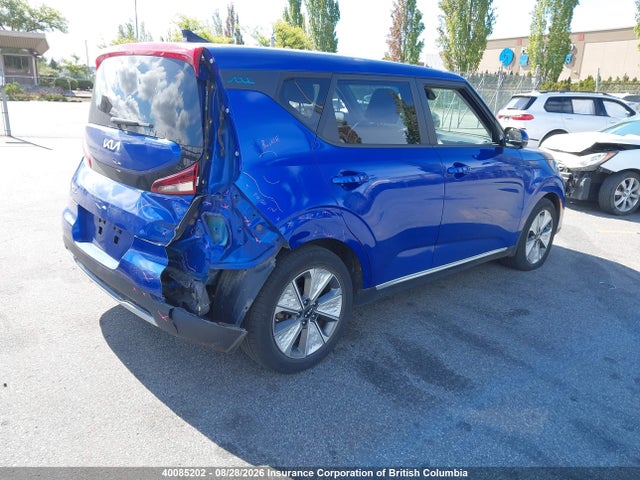KIA Soul 2022 KNDJ33A10N7023703 Image 4