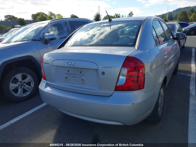 2010 Hyundai Accent Gl მანქანა იყიდება აუქციონზე, vin: KMHCN4BC8AU493297, აუქციონის ნომერი: 40085215