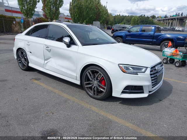 Продажа на аукционе авто 2017 Audi S3, vin: WAUF1GFF9H1021279, номер лота: 40085219
