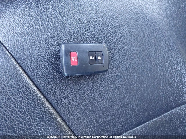JTDZN3EU4HJ066997 Toyota PRIUS V