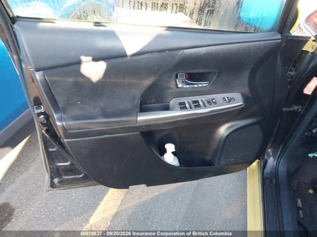 JTDZN3EU4HJ066997 Toyota PRIUS V