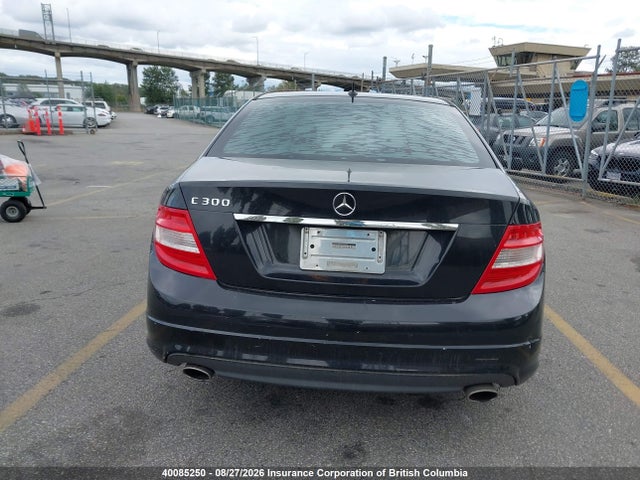 40085250 :رقم المزاد ، WDDGF5EB9AF443028 vin ، 2010 Mercedes-benz C 300 مزاد بيع