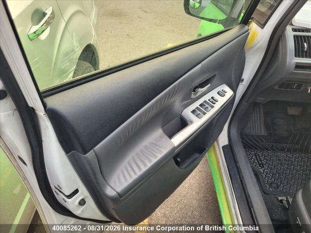40085262 :رقم المزاد ، JTDZN3EUXD3242272 vin ، 2013 Toyota Prius مزاد بيع