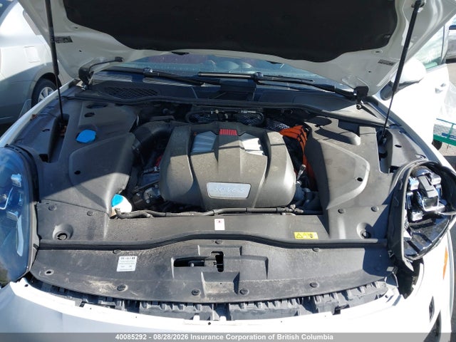 WP1AE2A2XJLA72744 Porsche Cayenne Se Hybrid/platinum