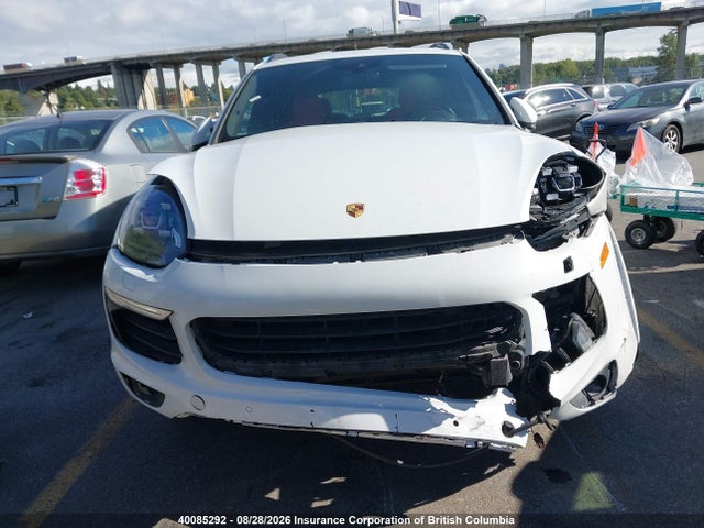 WP1AE2A2XJLA72744 Porsche Cayenne Se Hybrid/platinum
