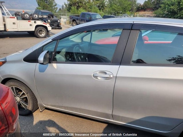 Toyota Yaris 2016 VNKKTUD39GA066571 Image 11