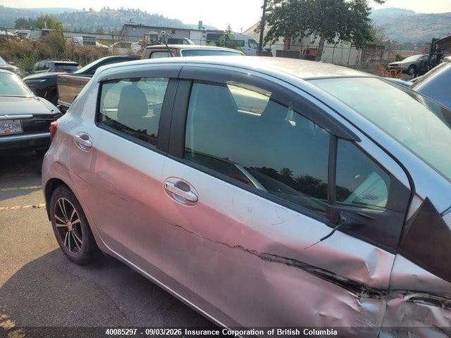 Toyota Yaris 2016 VNKKTUD39GA066571 Image 9