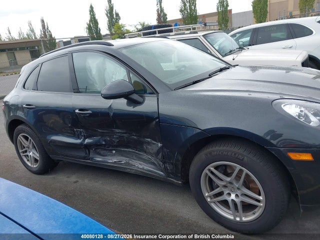 Porsche Macan 2017 WP1AA2A59HLB05622 Image 14