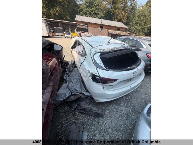 3MZBN1L72HM129128 Mazda 3 TOURING