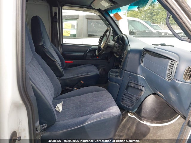 Продажа на аукционе авто 2002 Chevrolet Astro, vin: 1GCDM19X42B147716, номер лота: 40085327