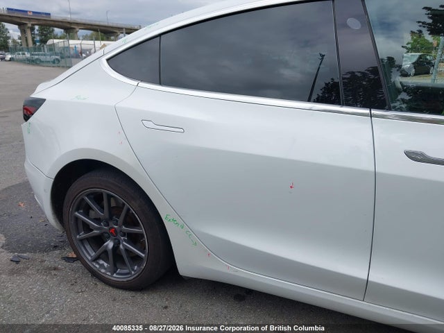 Tesla MODEL 3 2018 5YJ3E1EB1JF107592 Image 19