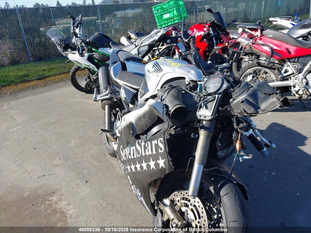 Продажа на аукционе авто 2001 Honda Cbr600 F4/canada, vin: JH2PC35261M200917, номер лота: 40085336