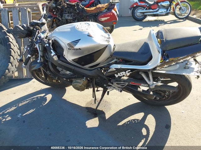 Продажа на аукционе авто 2001 Honda Cbr600 F4/canada, vin: JH2PC35261M200917, номер лота: 40085336