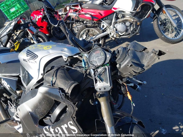 Продажа на аукционе авто 2001 Honda Cbr600 F4/canada, vin: JH2PC35261M200917, номер лота: 40085336