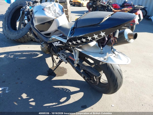 Продажа на аукционе авто 2001 Honda Cbr600 F4/canada, vin: JH2PC35261M200917, номер лота: 40085336