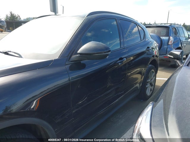 ZASFAKNN0J7B65005 Alfa Romeo Stelvio Ti Sport