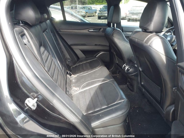 ZASFAKNN0J7B65005 Alfa Romeo Stelvio Ti Sport