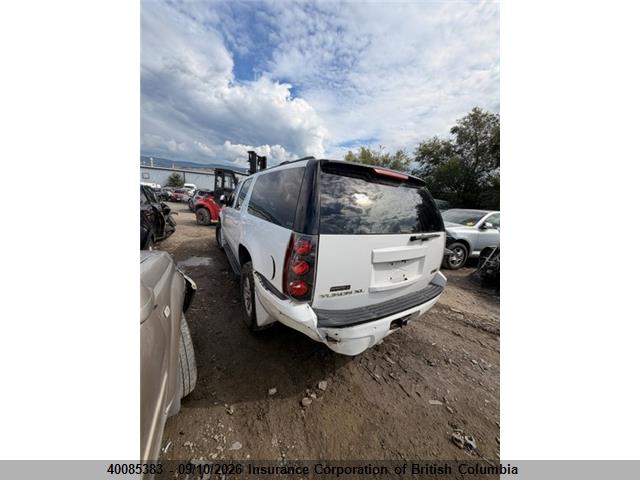 GMC Yukon 2014 1GKS2LE73ER100031 Image 3