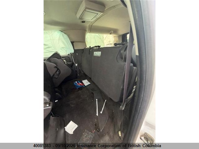 GMC Yukon 2014 1GKS2LE73ER100031 Image 8