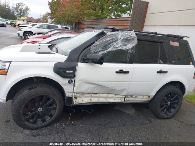 Продаж на аукціоні авто 2014 Land Rover Lr2 Hse, vin: SALFR2BG0EH403094, номер лоту: 40085030