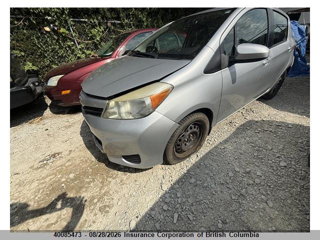 40085473 :رقم المزاد ، JTDKTUD31CD534181 vin ، 2012 Toyota Yaris مزاد بيع