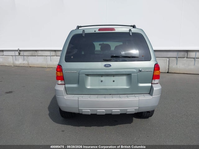 2005 Ford Escape Hybrid მანქანა იყიდება აუქციონზე, vin: 1FMCU96H75KC74208, აუქციონის ნომერი: 40085475