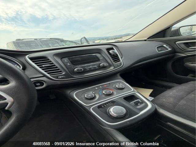 1C3CCCFBXFN531060 Chrysler 200