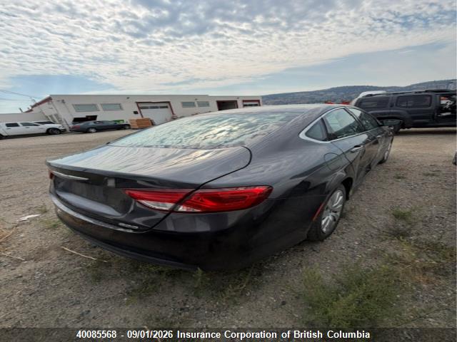 1C3CCCFBXFN531060 Chrysler 200