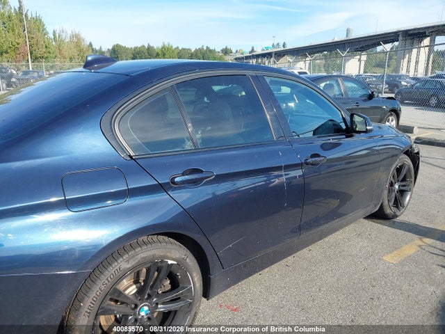 WBA3B9C57FF588825 BMW 3-SERIES