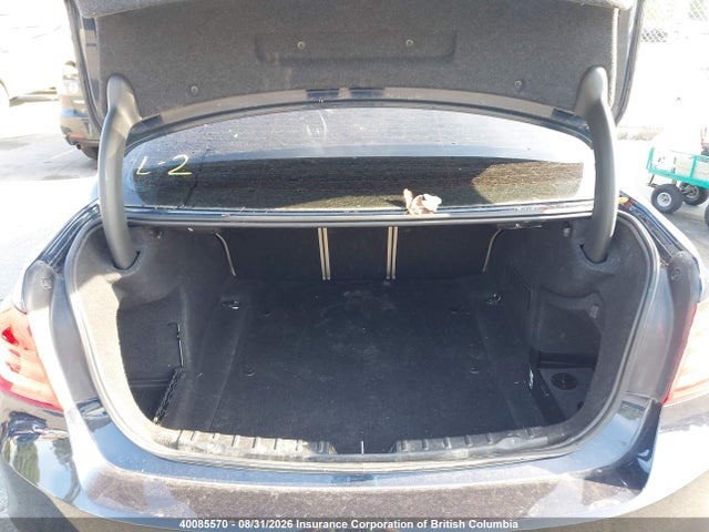 WBA3B9C57FF588825 BMW 3-SERIES