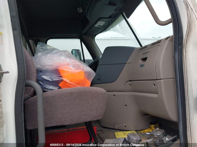 Freightliner Cascadia 125 2019 1FUJGEDV8KLKA7504 Image 6
