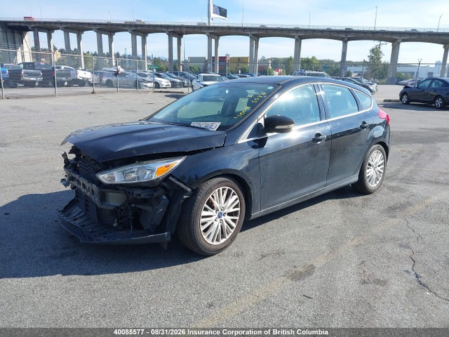 Ford Focus 2016 1FADP3N25GL327436 Image 2