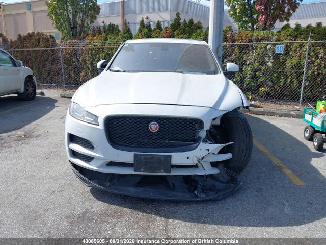 SADCJ2FN0JA325238 Jaguar F-pace Premium