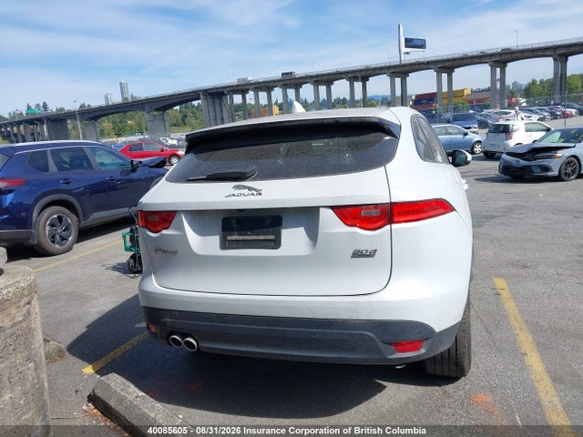 SADCJ2FN0JA325238 Jaguar F-pace Premium