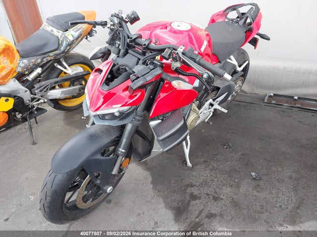 Ducati Streetfighter V4/v4s 2022 ZDMFAKNW2NB007712 Image 2