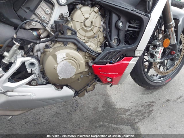 Ducati Streetfighter V4/v4s 2022 ZDMFAKNW2NB007712 Image 21