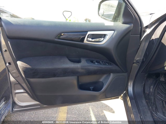 5N1AR2MN0FC647951 Nissan Pathfinder S