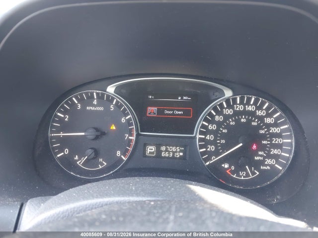 5N1AR2MN0FC647951 Nissan Pathfinder S