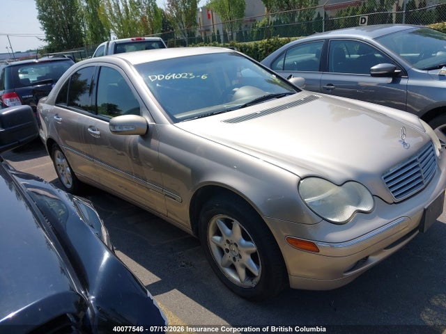 2002 Mercedes-benz C 240 მანქანა იყიდება აუქციონზე, vin: WDBRF61J22F273651, აუქციონის ნომერი: 40077546