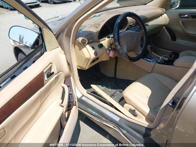 2002 Mercedes-benz C 240 მანქანა იყიდება აუქციონზე, vin: WDBRF61J22F273651, აუქციონის ნომერი: 40077546