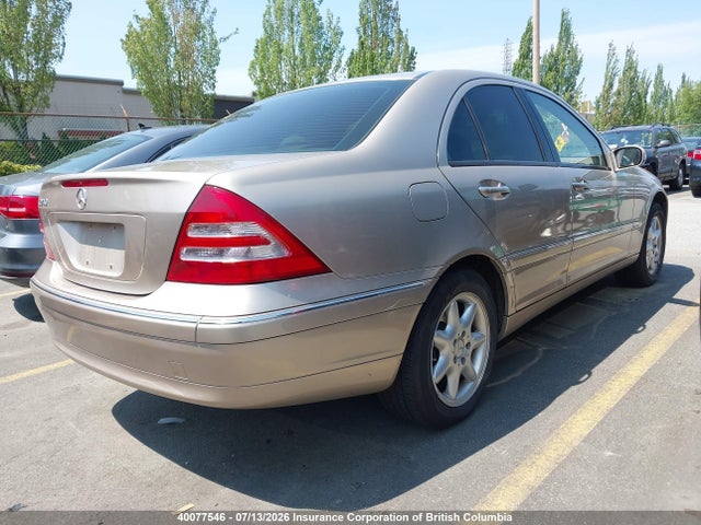 2002 Mercedes-benz C 240 მანქანა იყიდება აუქციონზე, vin: WDBRF61J22F273651, აუქციონის ნომერი: 40077546