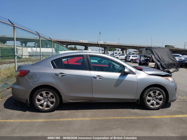40081390 :رقم المزاد ، JM1BL1UF5C1565850 vin ، 2012 Mazda 3 I مزاد بيع