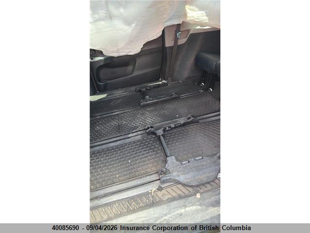 40085690 :رقم المزاد ، 5TDEZ3DC4KS216483 vin ، 2019 Toyota Sienna Se/se Premium مزاد بيع