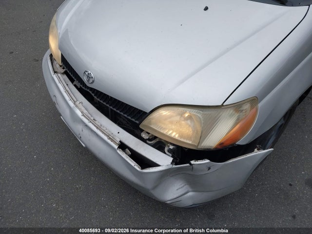 40085693 :رقم المزاد ، JTDBT1235Y0047470 vin ، 2000 Toyota Echo مزاد بيع