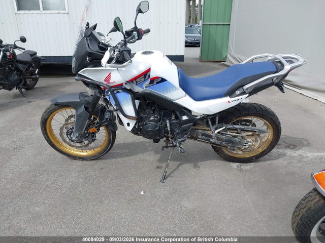 Honda Xl750 2025 JH2RD1729SK000327 Image 17