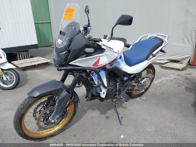 Honda Xl750 2025 JH2RD1729SK000327 Image 2