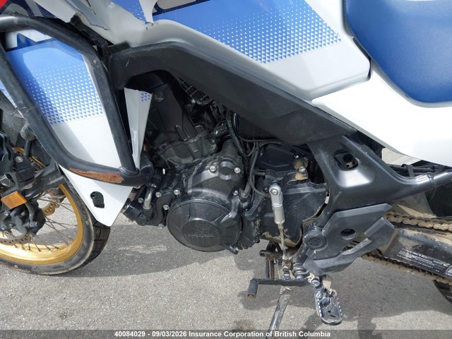 Honda Xl750 2025 JH2RD1729SK000327 Image 9