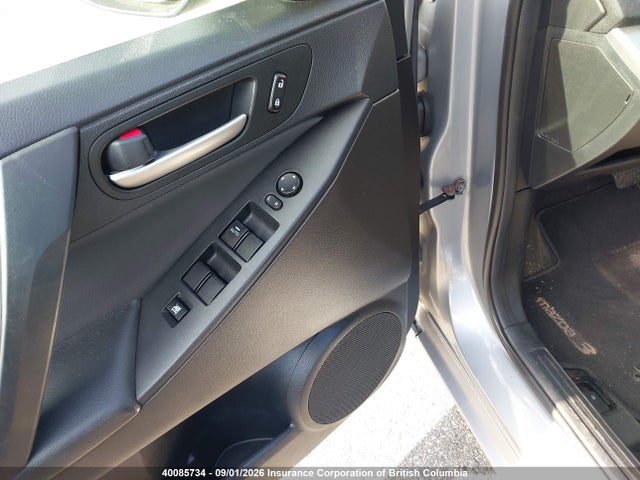 40085734 :رقم المزاد ، JM1BL1UF4C1570585 vin ، 2012 Mazda Mazda3 Gx مزاد بيع