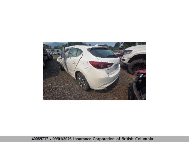 3MZBN1M32JM171932 Mazda 3 Grand Touring